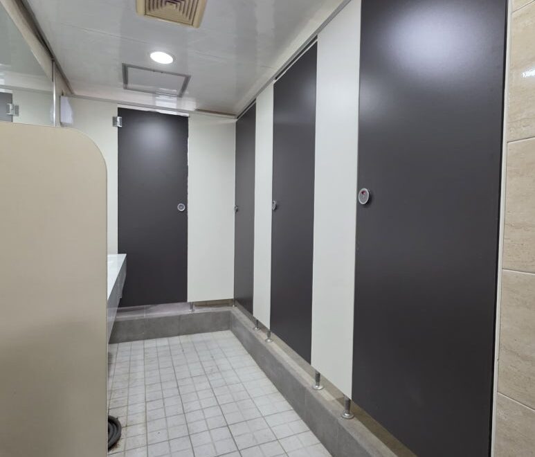 "중계동 세일학원" 큐비클 화장실칸막이 시공